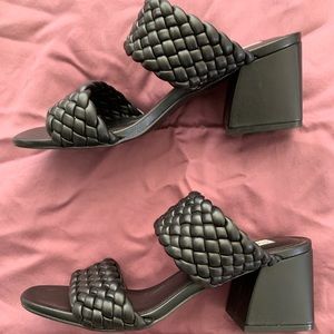 Steve Madden Daphnee Black Braided Sandals Sz 8